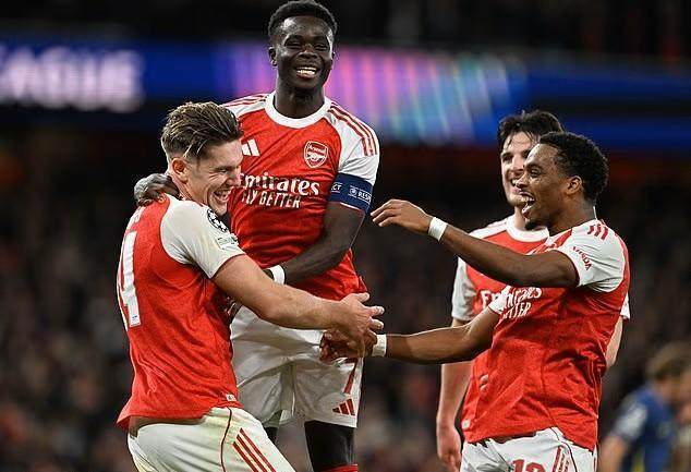 笑不得, 架势, 的制空